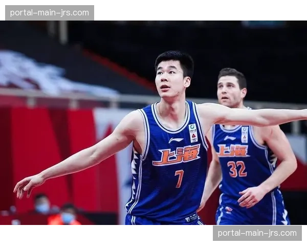 上海男篮的统治力：13连胜领跑，攻防效率均居联盟前列